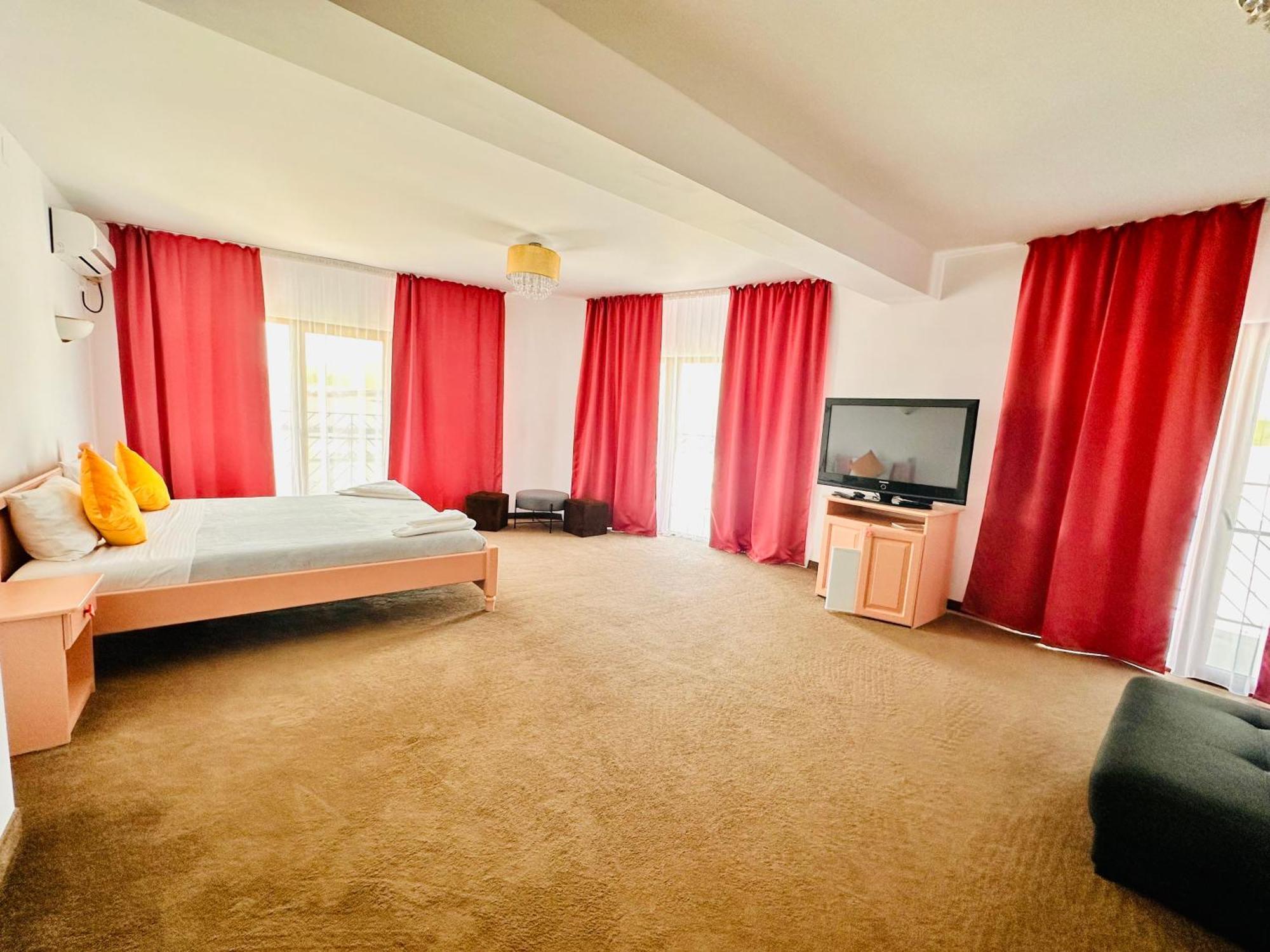 Pensiunea Fabian Hotel Jurilovca Ngoại thất bức ảnh